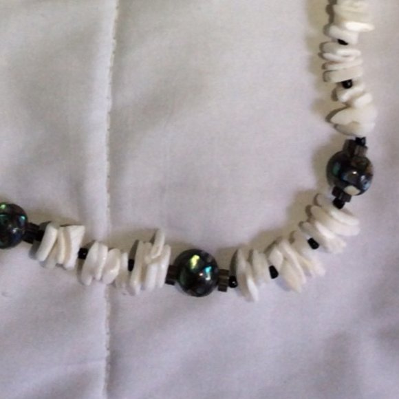 necklace - Picture 2 of 2